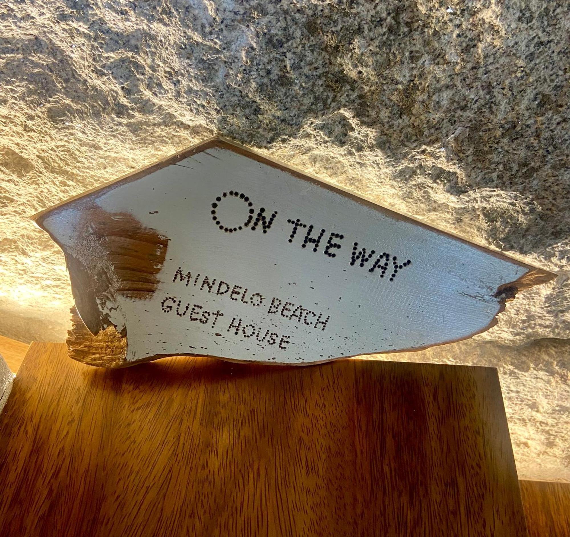 On The Way - Mindelo Beach/Guest House Экстерьер фото