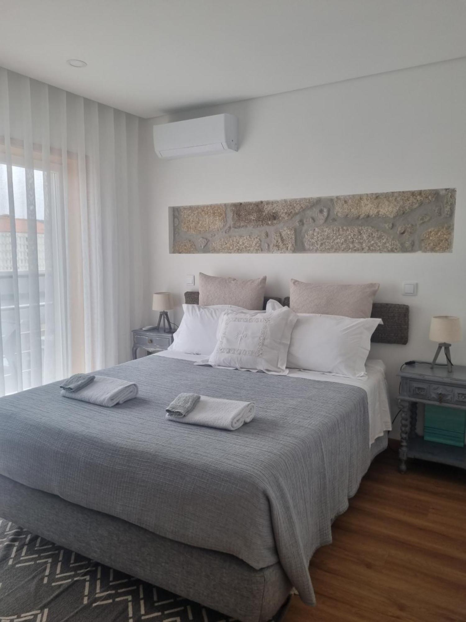 On The Way - Mindelo Beach/Guest House Экстерьер фото